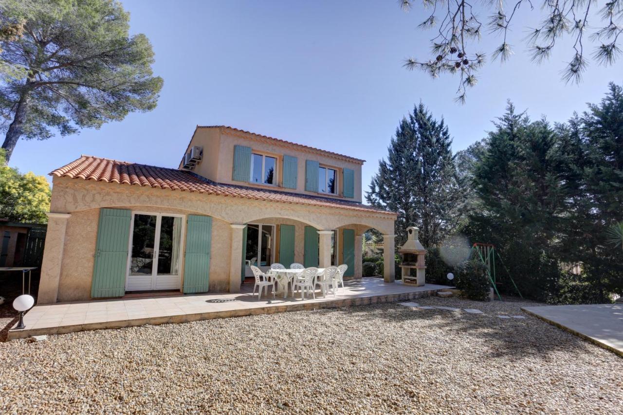 Villa 8 Pers, Climatisee, Piscine Chauffee, Un Havre De Paix Sous Les Pins Parasols *
